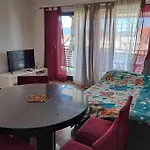 Apartman With Parking Space Brodarica, - 21888 Šibenik