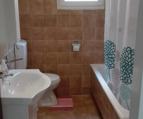 Appartement With Parking Space Brodarica, - 21888 *